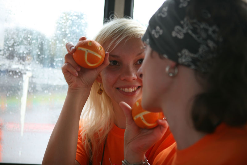 апельсины с логотипам digital-агентства